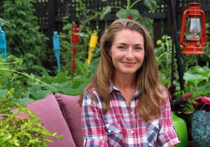 Cover photo for Getting Dirty in Your Garden Extension Master Gardener Radio Show and Podcast Interview of Brie Arthur-Foodscaping